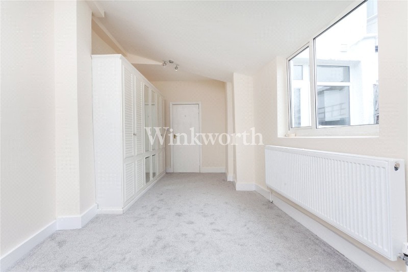 Elmcroft Crescent, Golders Green, London, NW11