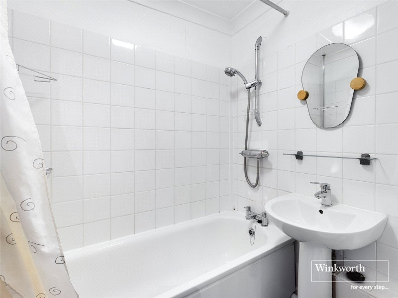 Heritage Court, Castle Hill, Reading, Berkshire, RG1