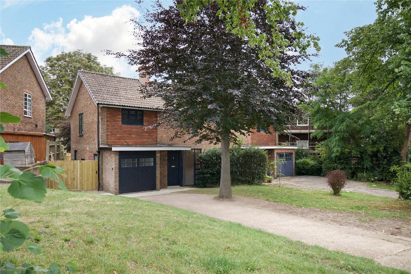 Dulwich Wood Avenue, London, SE19