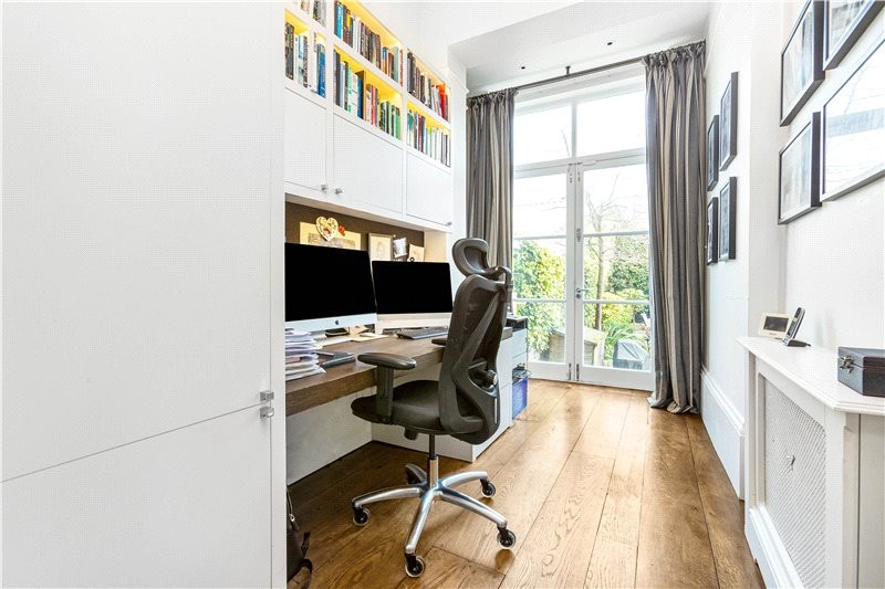 Lonsdale Road, Barnes, London, SW13