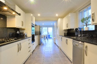 Plum Lane, London, SE18