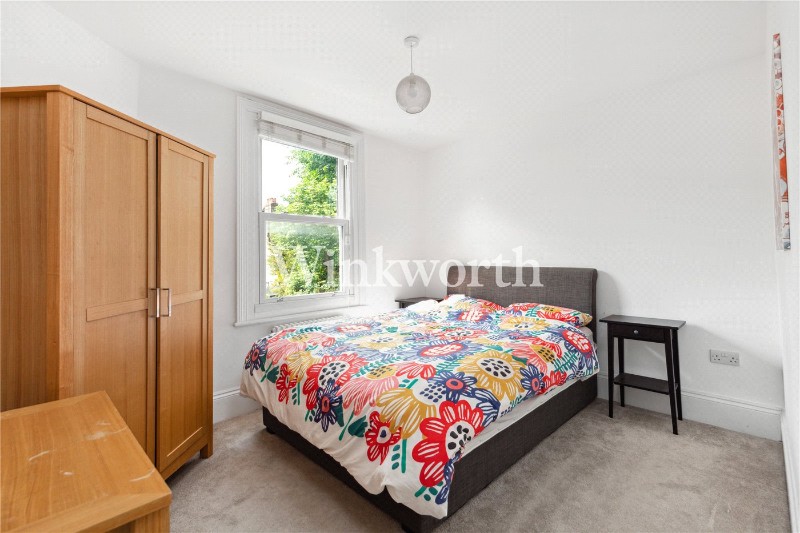 Lausanne Road, London, N8