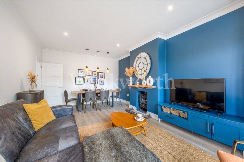 The Mount, 214 Creighton Avenue, London, N2