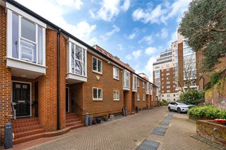 Grace&#39;s Mews, Abbey Road, St John&#39;s Wood, London, NW8