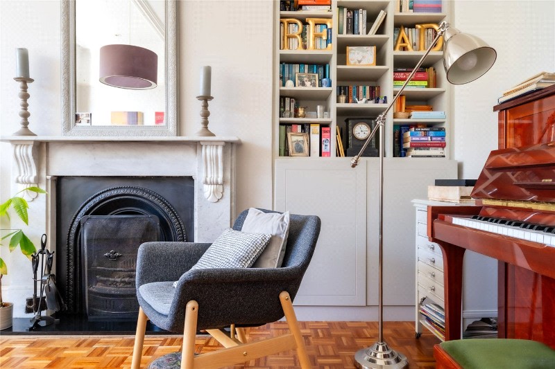 Telford Avenue, London, SW2