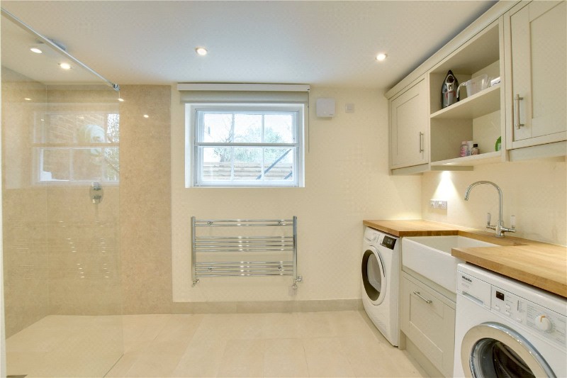 Shooters Hill Road, Blackheath, London, SE3