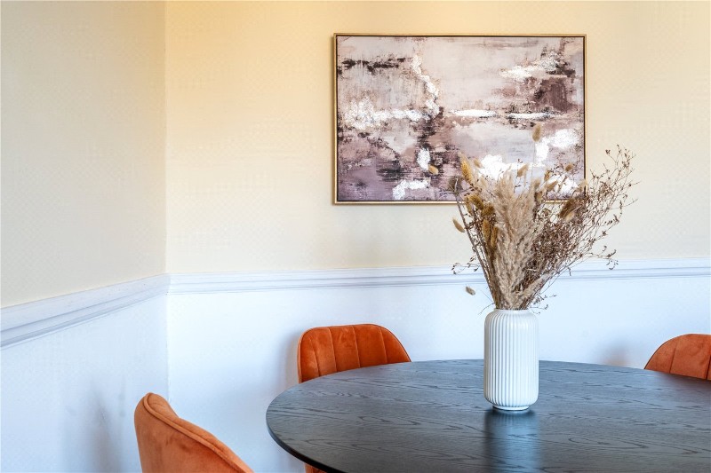Sternhold Avenue, London, SW2