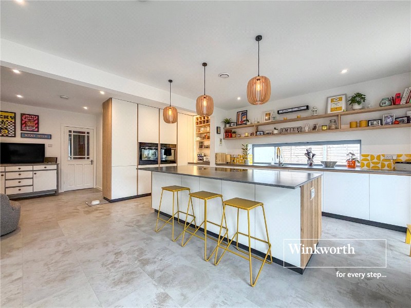 Mags Barrow, West Parley, Ferndown, Dorset, BH22