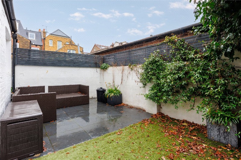 Florian Road, London, SW15