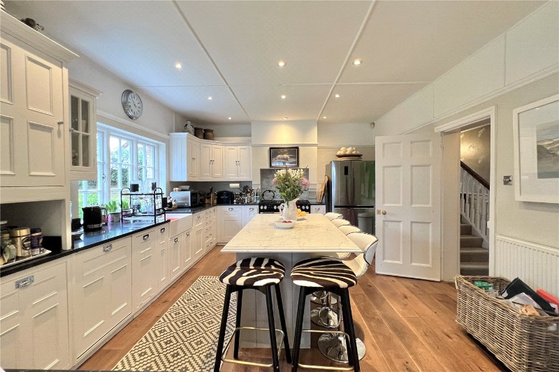 Mayflower Way, Farnham Common, SL2