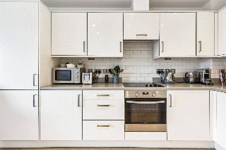 Macaulay Road, London, SW4