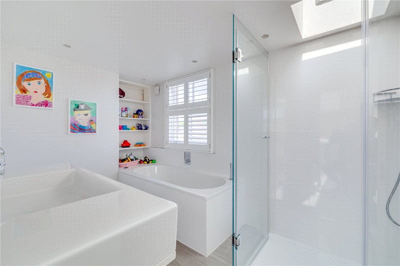 Bovingdon Road, London, SW6