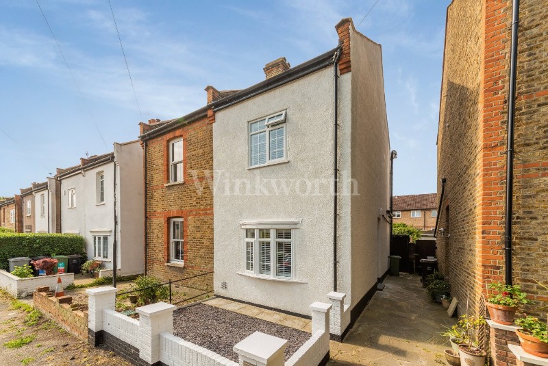 Blandford Avenue, Beckenham, BR3