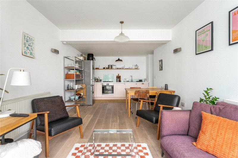 Gillett Place, London, N16