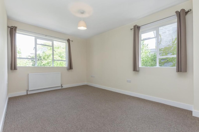 Highbury New Park, Highbury, N5