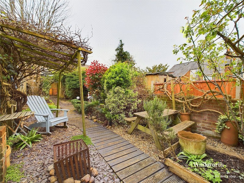 Charles Street, Reading, Berkshire, RG1