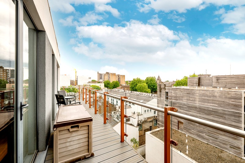 Barlby Road, London, W10