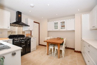 Bishops Drive, Wokingham, Berkshire, RG40