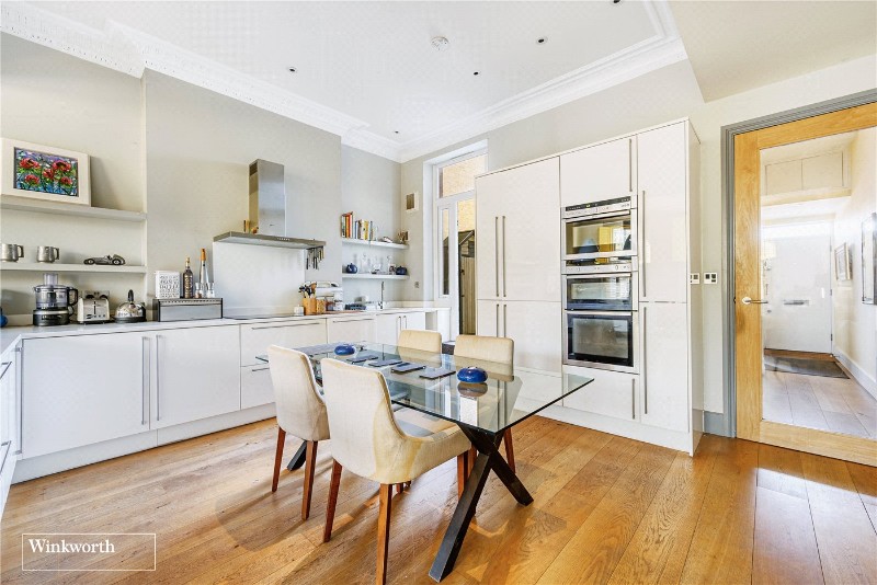 Chiswick High Road, London, W4