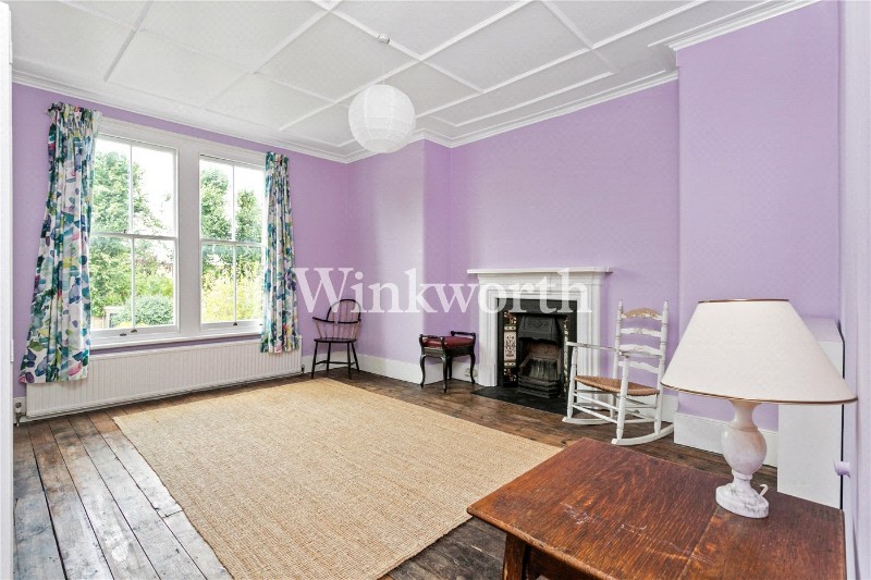 Lakeside Road, London, N13
