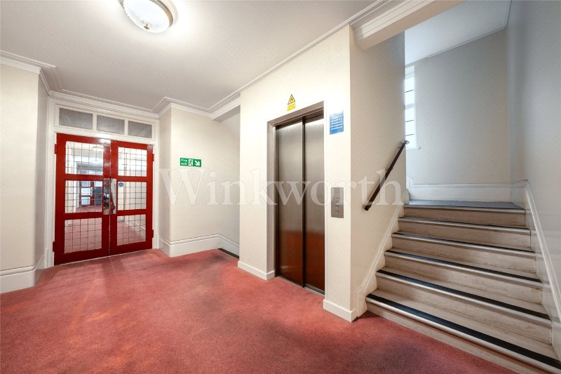 North End Road, London, NW11