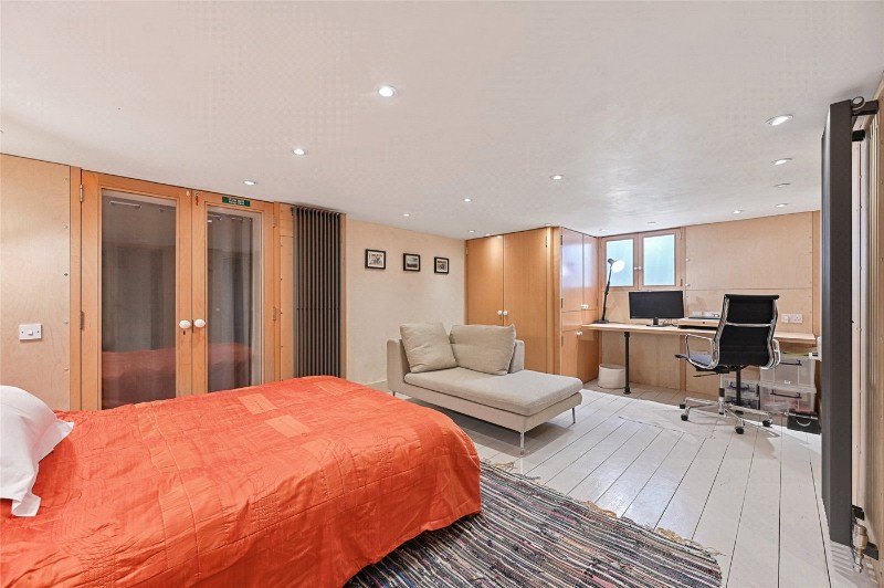 Swindon Street, London, W12