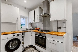 Crusoe Road, Mitcham, CR4