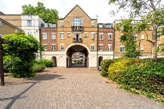 Blackburn Court, 1 Bascombe Street, London, SW2