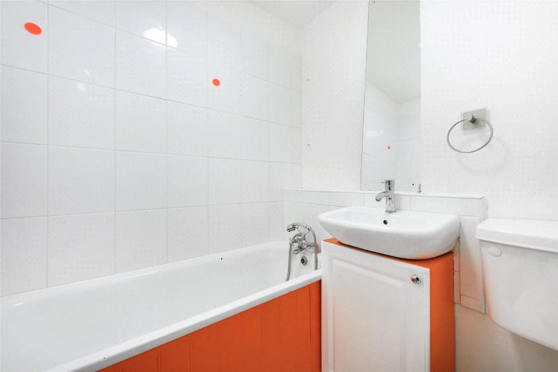 Vauxhall Bridge Road, London, SW1V