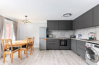 Sterling Gardens, London, SE14