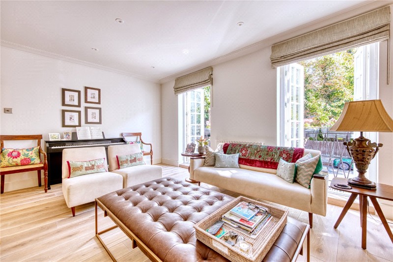 Abbotsbury Road, London, W14