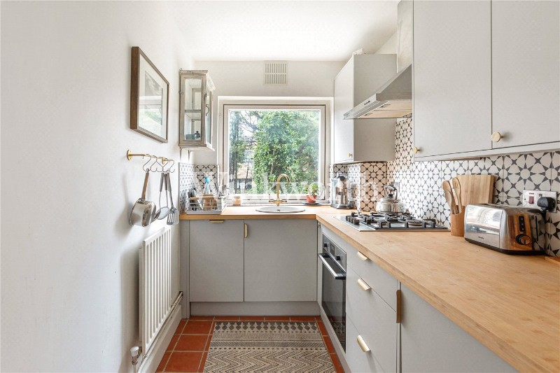 Adolphus Road, London, N4