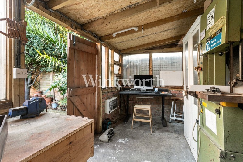 Westbury Avenue, London, N22