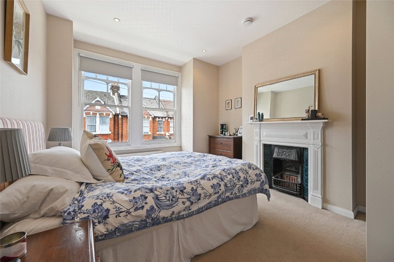 Ormiston Grove, London, W12