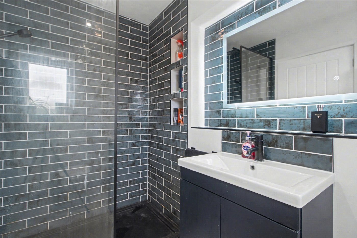 Ensuite