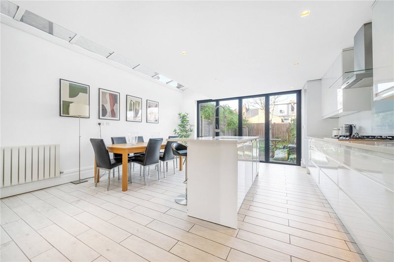 Amott Road, Peckham Rye, London, SE15