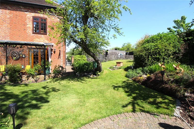 Kiln Road, Newbury, Berkshire, RG14