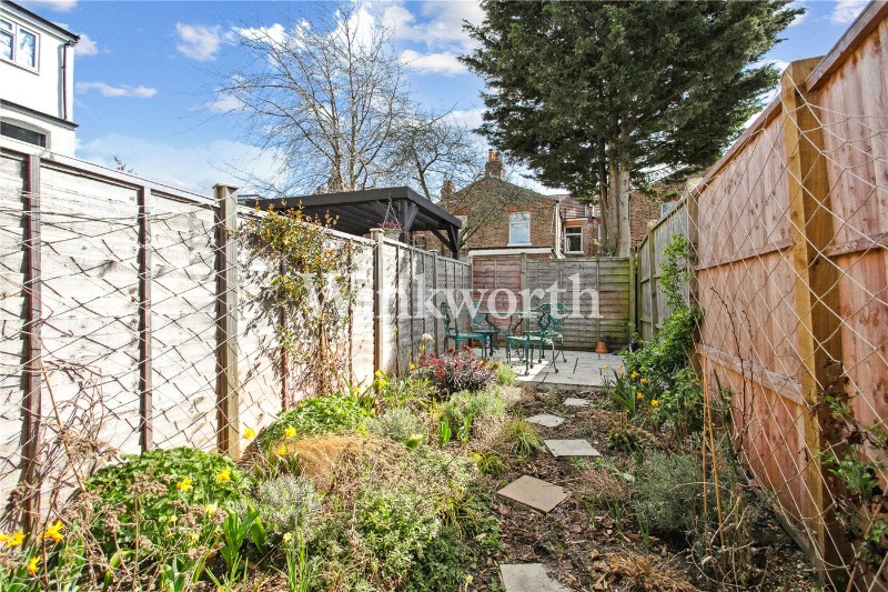 Westbury Avenue, London, N22