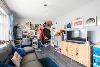 Quinta Drive, Barnet, EN5