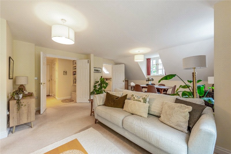 Royal Winchester Mews, Chilbolton Avenue, Winchester, SO22