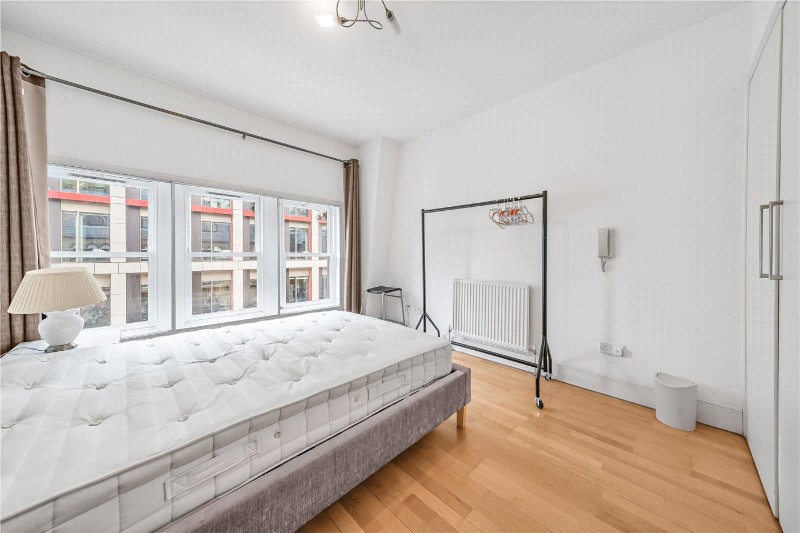 Farringdon Road, London, EC1M