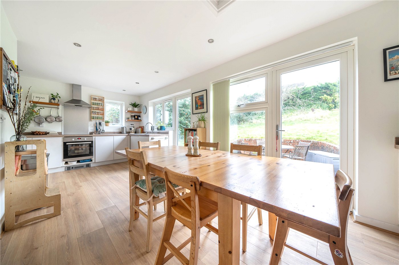 Kitchen/Dining