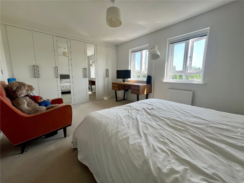 Fetlock Drive, Newbury, Berkshire, RG14
