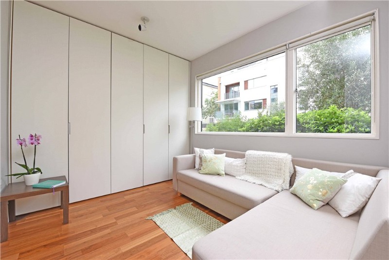 Rayners Road, London, SW15