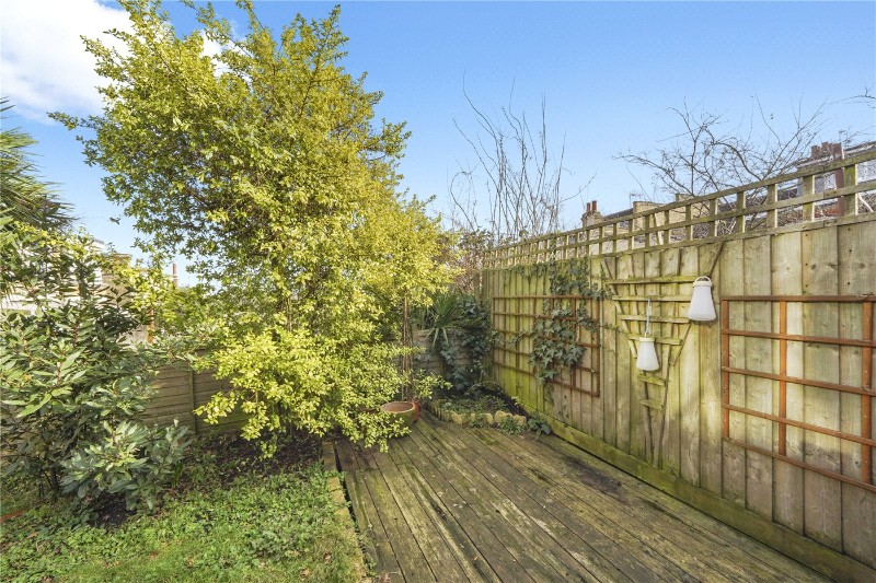 Hewitt Road, London, N8