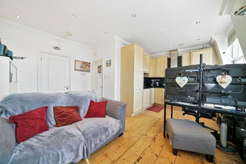 Axminster Road, London, N7