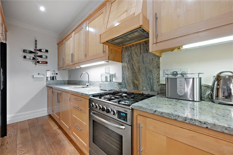 Marloes Road, London, W8