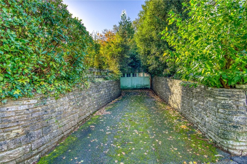 Kings Avenue, Poole, BH14