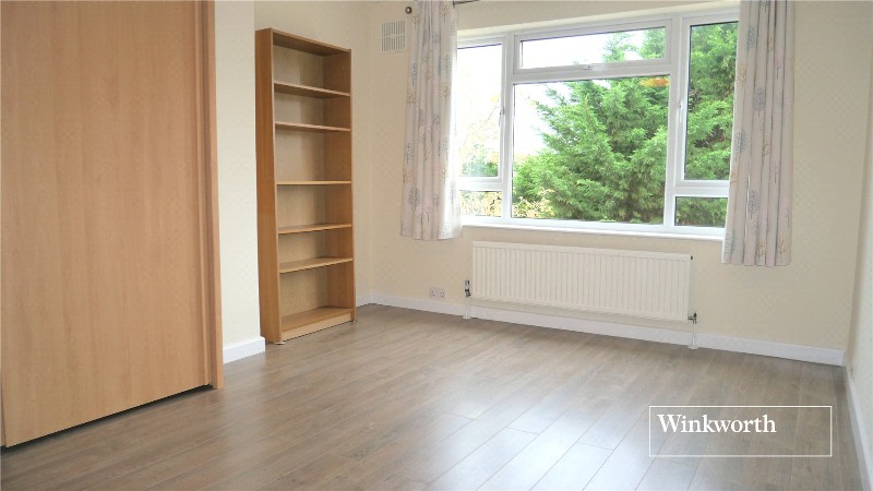 Ashurst Road, Cockfosters, EN4