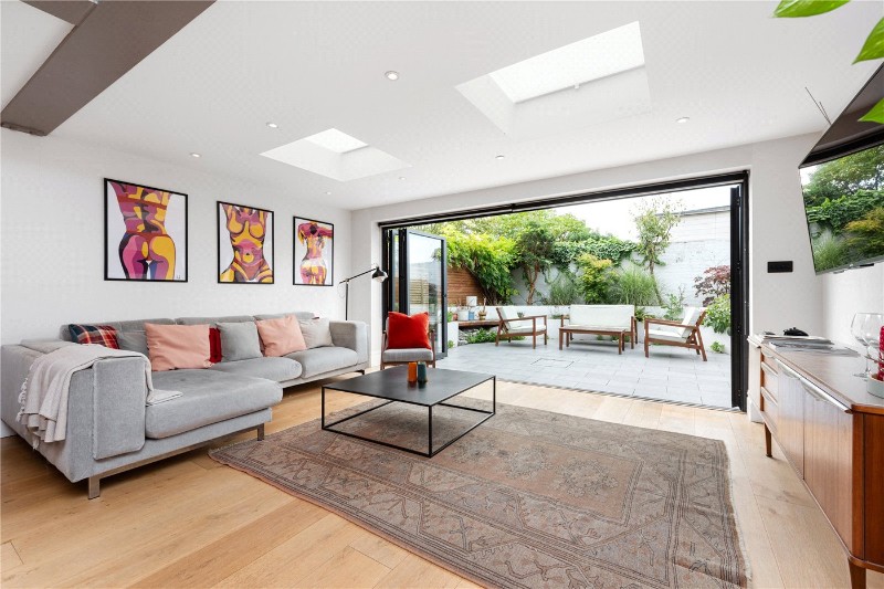 Standen Road, London, SW18